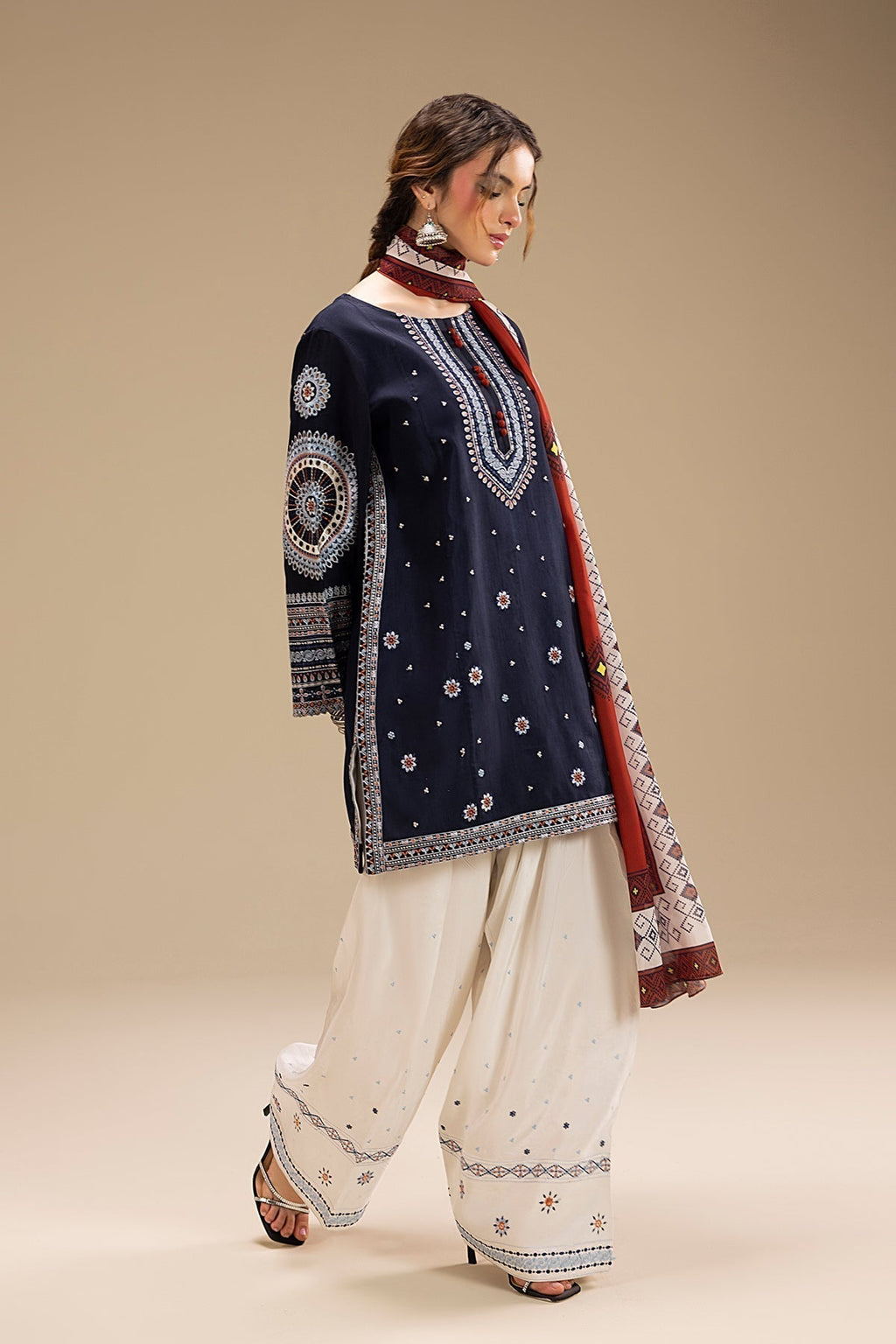 '- UNSTITCHED 3PC DHANAK EMBROIDERED SUIT 241