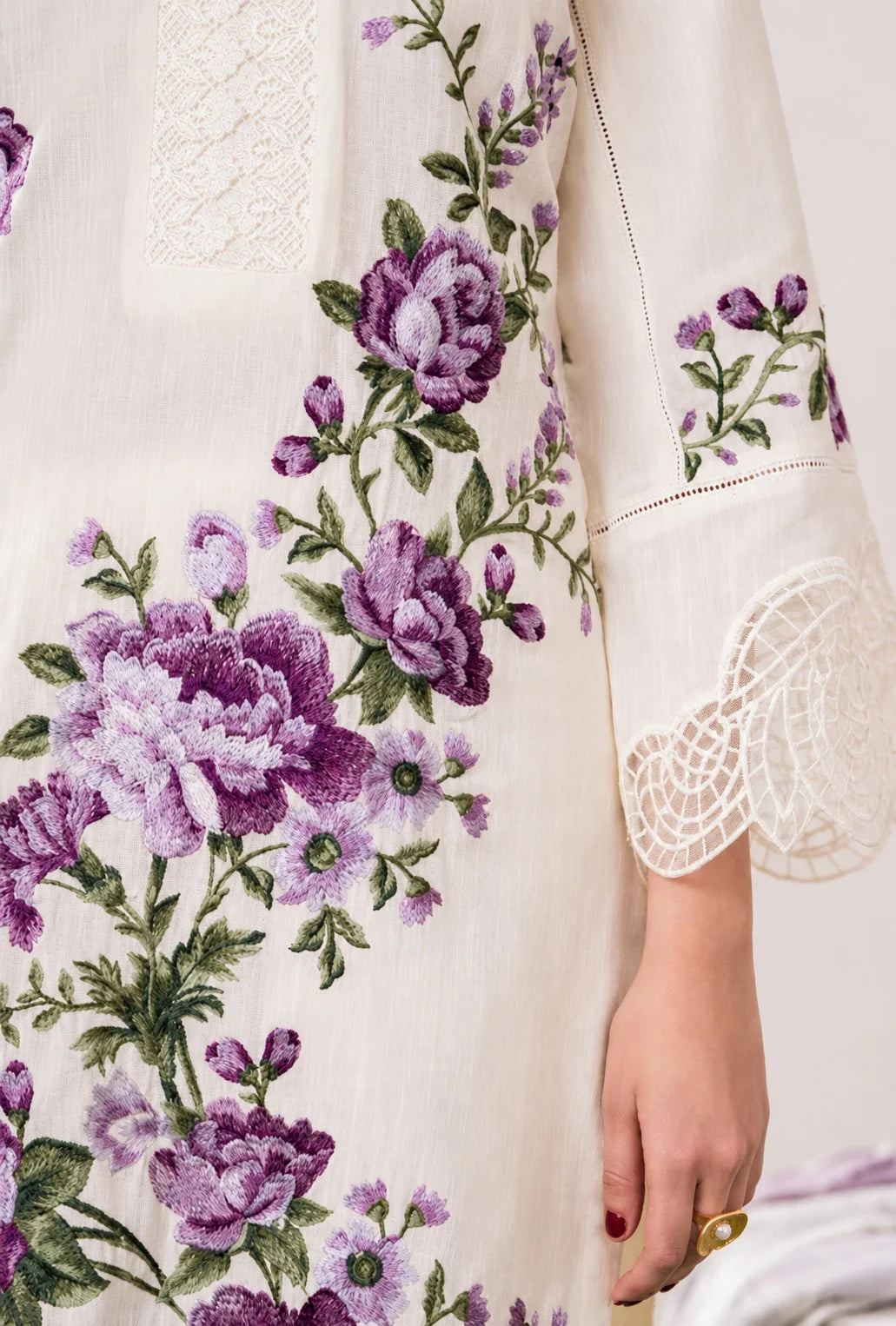 Sahibas By Mirza - 3Pc Premium Lawn Embroidered Suit